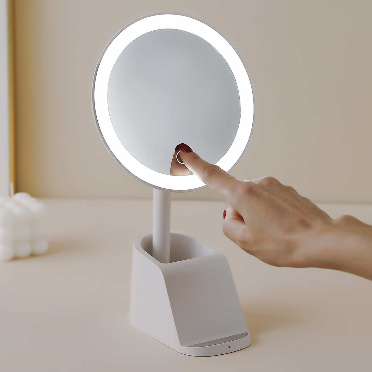 Round Makeup Mirror with wireless charging Base KW021S - 图片 3