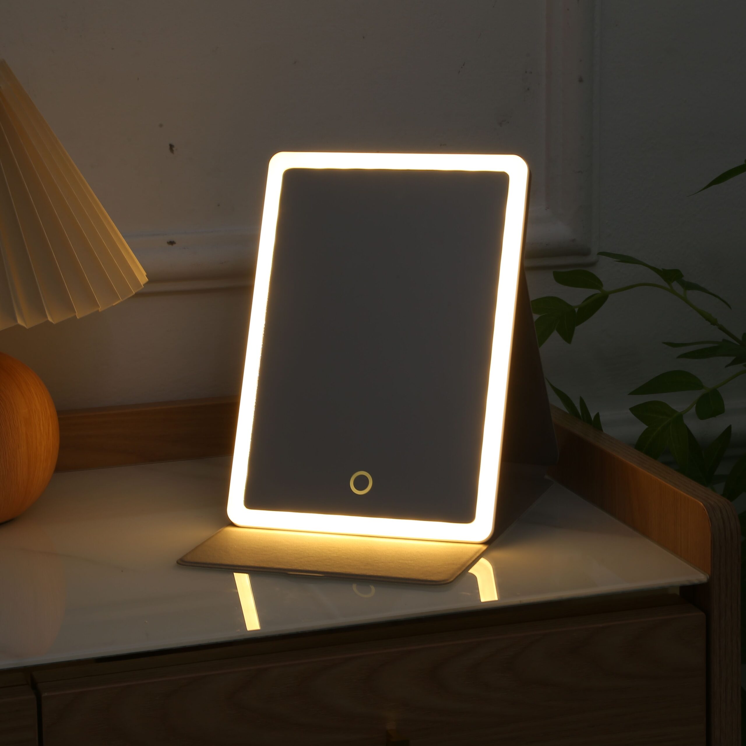 KW063S Foldable Portable Pocket Mirror with PU Case - 图片 2