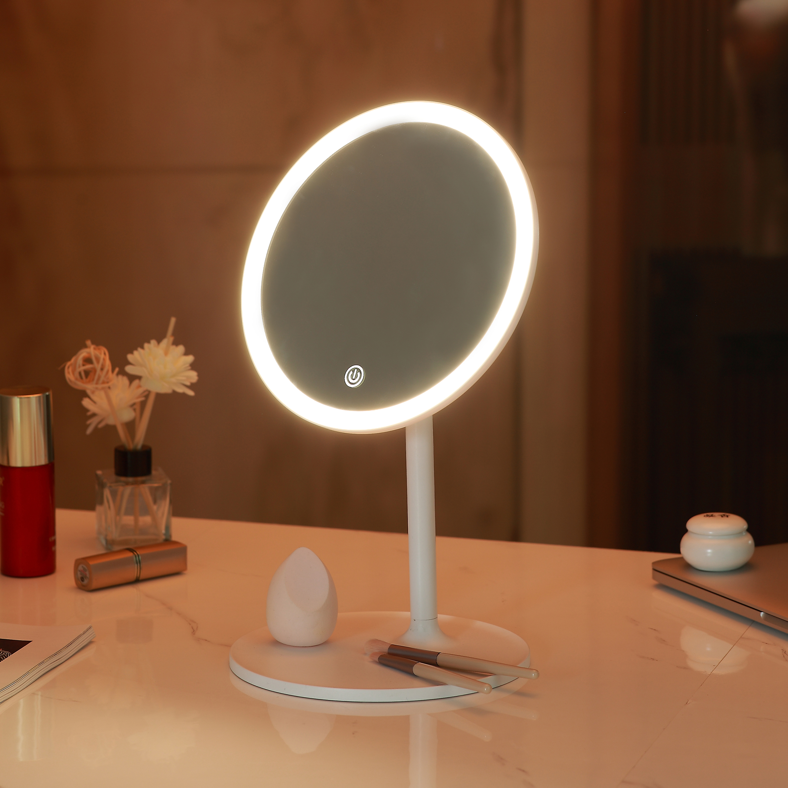 KW038A LED Desktop Makeup Mirror - 图片 3